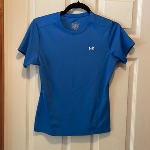 Under Armour short sleeve shirt, women small